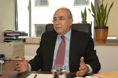 Αντικυπριακή και αντιευρωπαική η στάση του Στέφαν Φούλε, λέει ο Γ. Ομήρου
