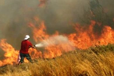 Υπό έλεγχο η πυρκαγιά που ξέσπασε στην Ακουρσό