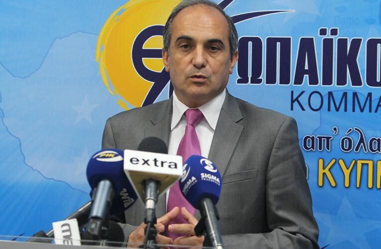 Δύσκολα τα πράγματα στην Κύπρο, δηλώνει ο Πρόεδρος ΕΥΡΩΚΟ