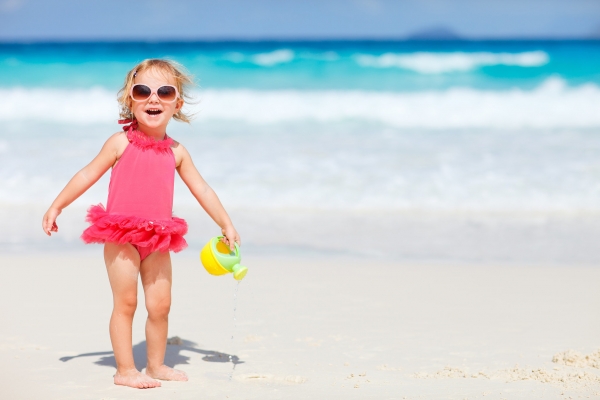 Παραλία με τα παιδιά: Tips για μια ξέγνοιαστη ημέρα