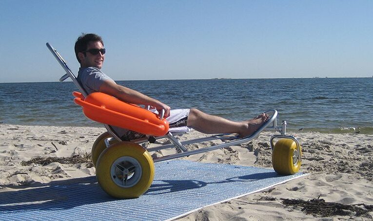 Πρόσβαση στις παραλίες με όχημα για ανάπηρους