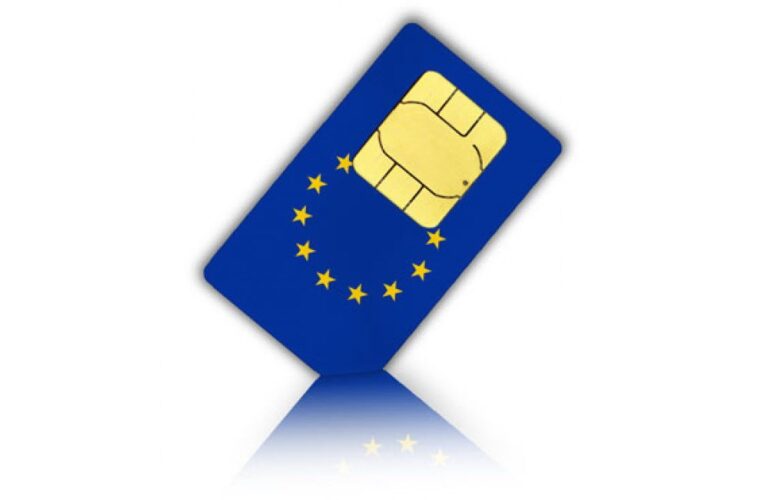 Τι ισχύει με την “κατάργηση roaming” εντός της ΕΕ από σήμερα (ΠΑΡΑΔΕΙΓΜΑΤΑ)