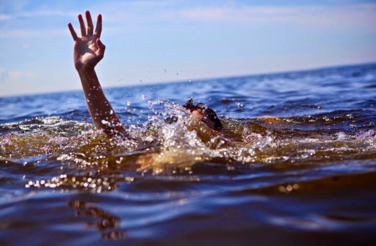 Χειμερινοί Κολυμβητές: Να κλείσει ΑΜΕΣΑ η “παραλία των πνιγμών”